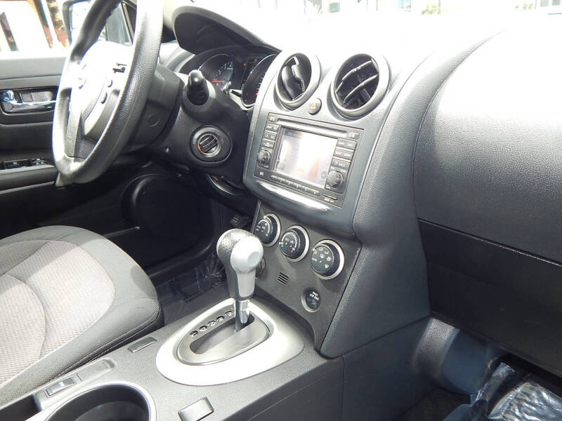 2013 Nissan Rogue SV