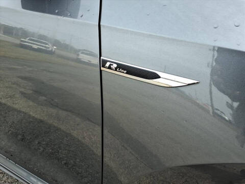 2018 Volkswagen Passat 2.0T R-Line