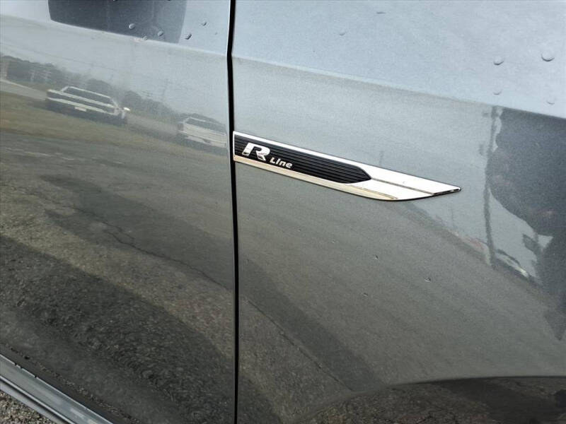 2018 Volkswagen Passat 2.0T R-Line