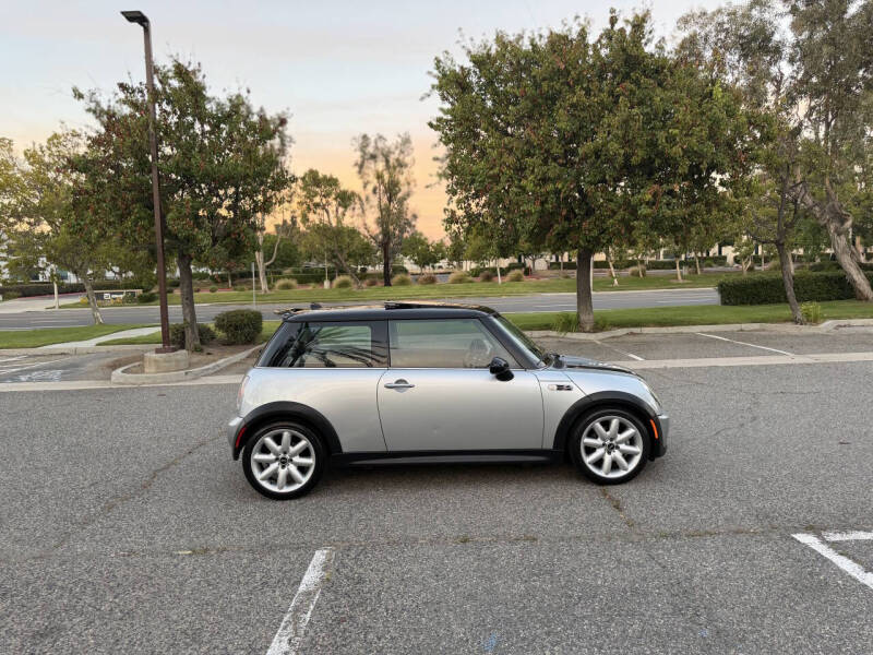 2004 MINI Cooper S