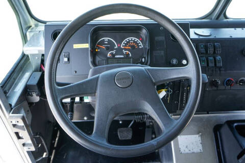 2020 Freightliner MT45 Chassis