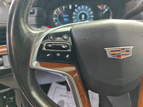 2016 Cadillac Escalade Luxury Collection