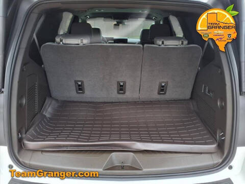 2025 GMC Yukon Elevation