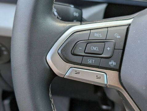 2022 Volkswagen Taos SE