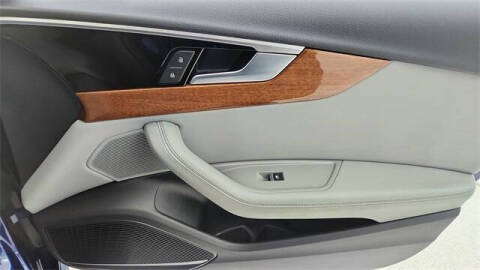 2024 Audi A4 quattro Premium Plus 40 TFSI