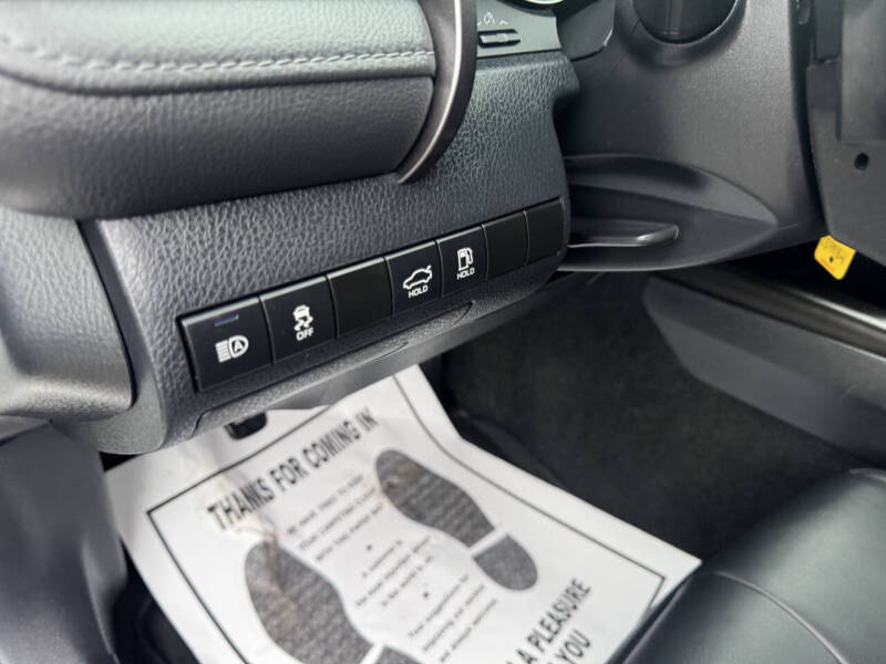 2024 Toyota Camry SE Nightshade