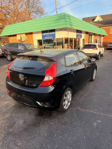 2013 Hyundai Accent SE