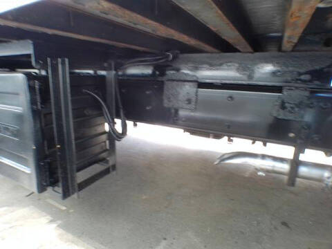 2017 Freightliner M2 106