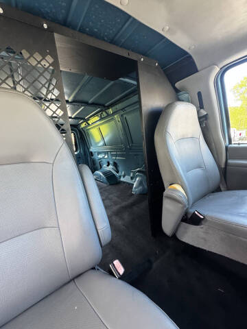 2006 Ford E-Series E-350 SD
