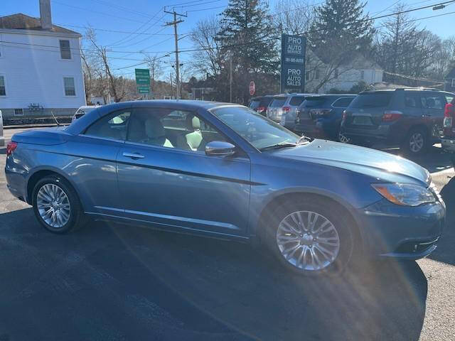 2011 Chrysler 200 Limited