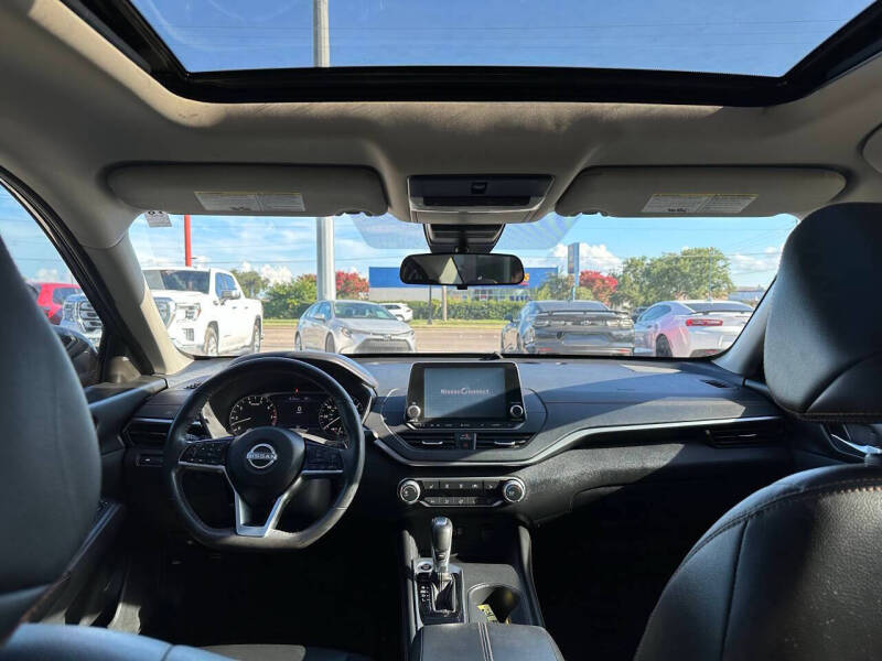 2020 Nissan Altima 2.5 SR