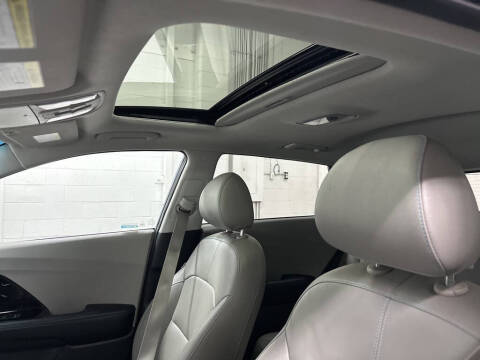 2021 Kia Niro Touring