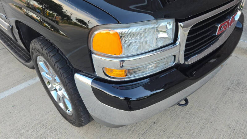 2004 GMC Yukon SLT