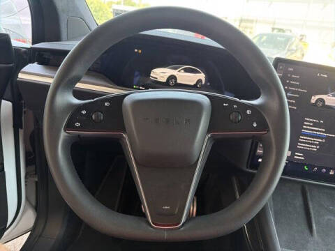 2023 Tesla Model X Standard Range
