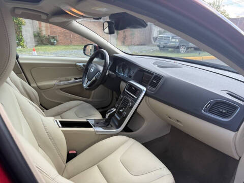 2015 Volvo S60 T5 Platinum