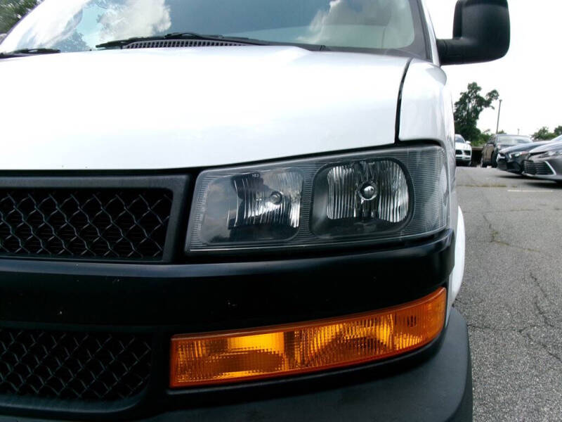 2021 Chevrolet Express LS 3500