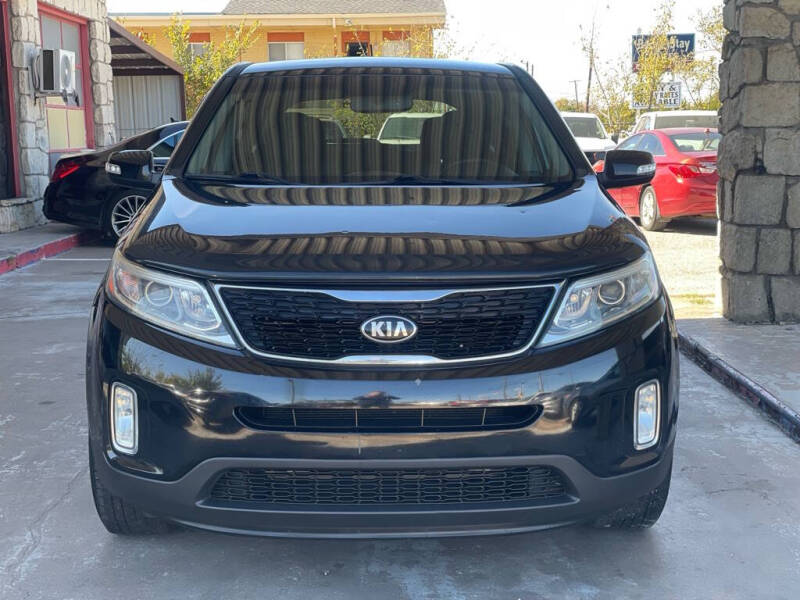 2015 Kia Sorento LX's photo