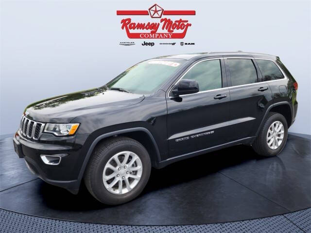 2022 Jeep Grand Cherokee WK Laredo E's photo