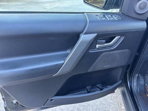 2008 Land Rover LR2 HSE