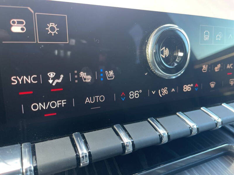 2024 GMC Sierra EV Denali Edition 1