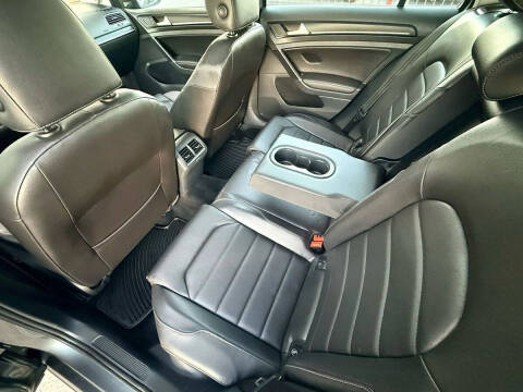 2015 Volkswagen Golf SportWagen TSI SEL