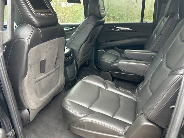 2019 Cadillac Escalade ESV Platinum