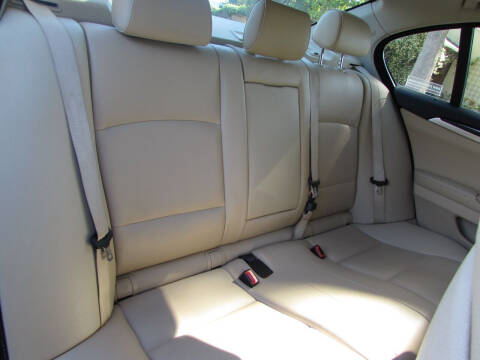 2015 BMW 5 Series 528i