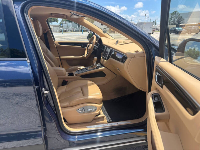 2015 Porsche Macan S