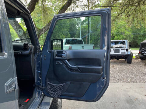 2017 Jeep Wrangler Unlimited Smoky Mountain