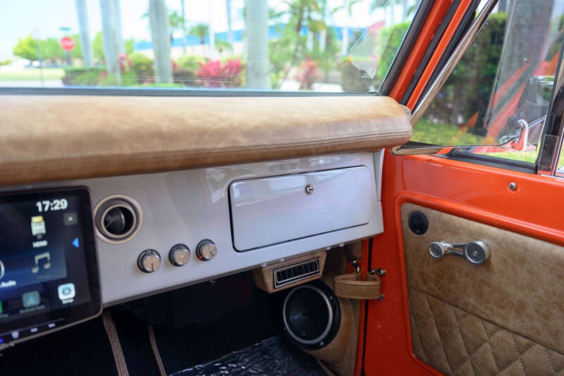 1969 Ford Bronco Sport