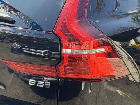 2023 Volvo XC60 B5 Core