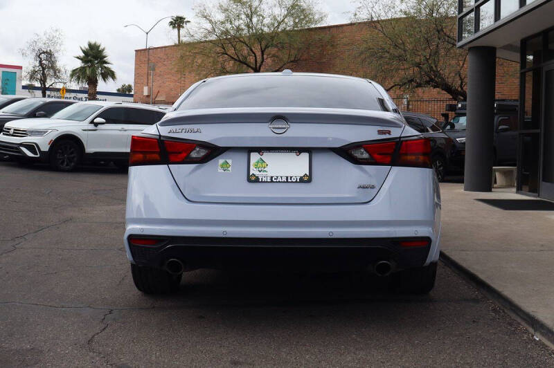 2023 Nissan Altima 2.5 SR