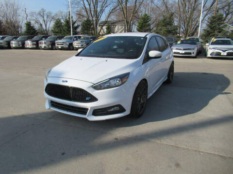 2018 Ford Focus for sale at Aztec Motors in Des Moines IA