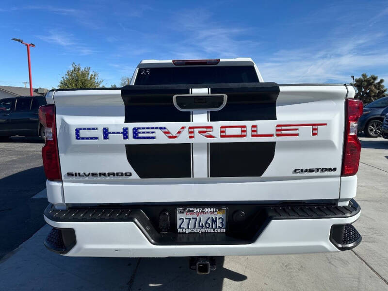 2022 Chevrolet Silverado 1500 Custom