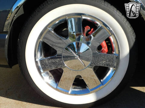 2003 Ford Thunderbird