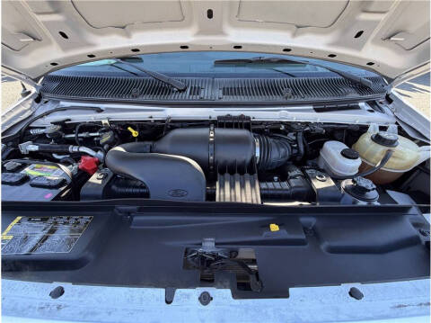 2013 Ford E-Series E-350 SD XLT