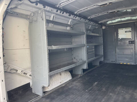 2018 GMC Savana 2500