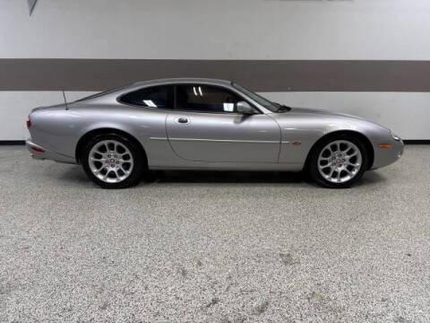 2001 Jaguar XKR
