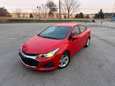 2019 Chevrolet Cruze for sale at Sky Motors in Kansas City MO