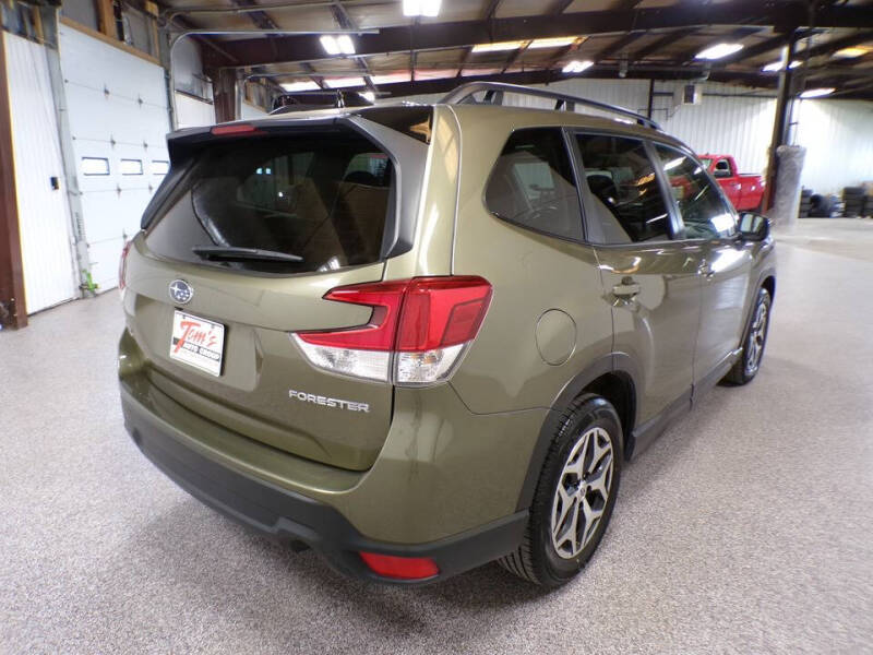 2024 Subaru Forester Premium