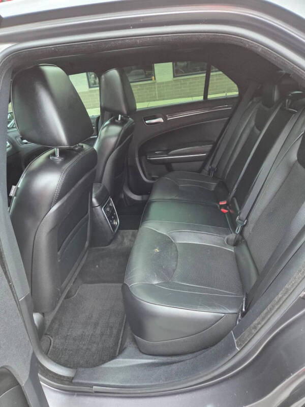 2013 Chrysler 300 C