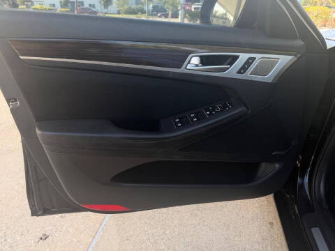 2018 Genesis G80