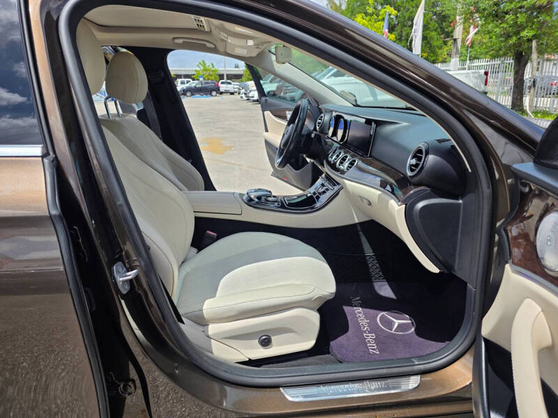 2017 Mercedes-Benz E-Class E 300
