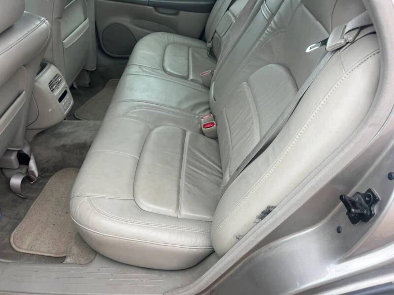 2004 Cadillac DeVille
