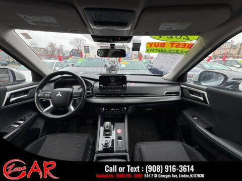 2024 Mitsubishi Outlander ES