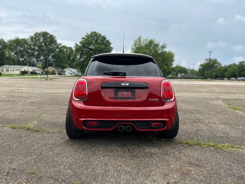 2016 MINI Cooper S - Photo 12
