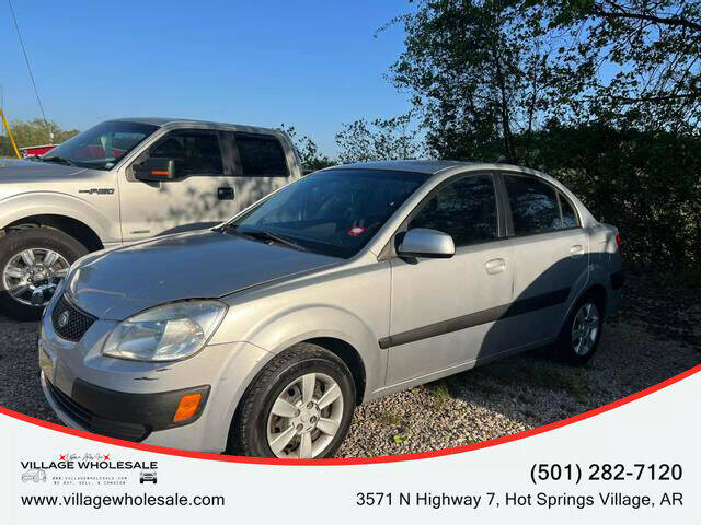 2006 Kia Rio for sale at Alamo Motors in Hot Springs Village AR