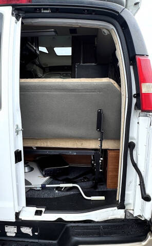 2011 Chevrolet Express 2500