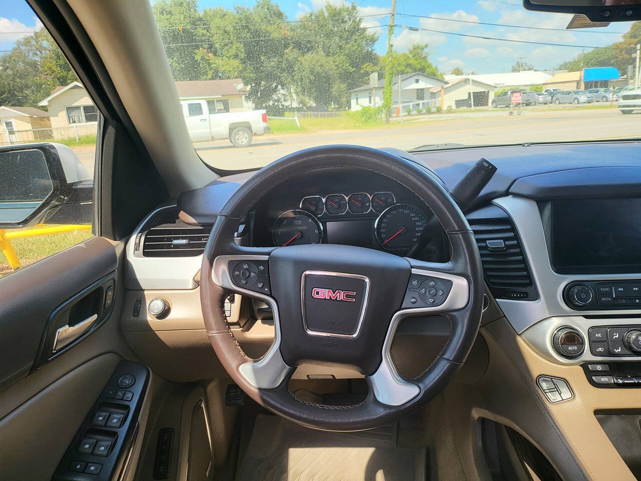 2018 GMC Yukon XL for sale at M3 Autos in New Iberia, LA