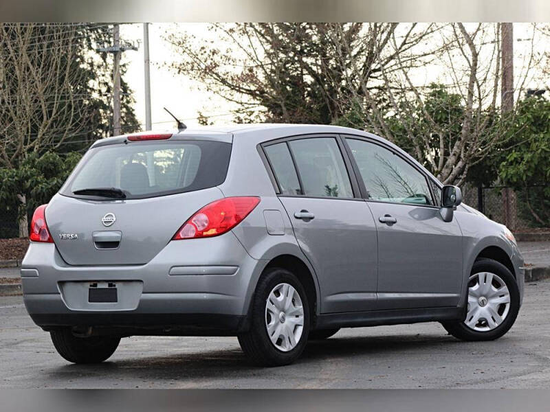 2012 Nissan Versa 1.8 S